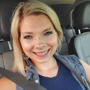 Meet your Posher, Chalina